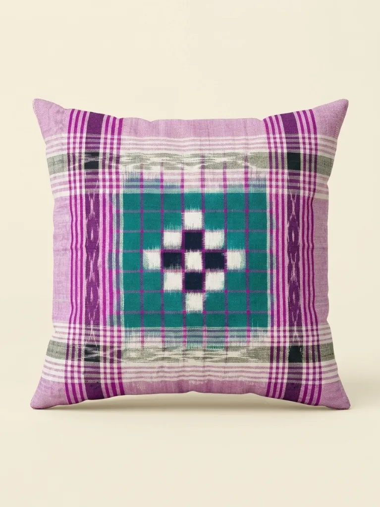 Light Purple_Sambalpuri Ikat Handwoven Cushion Cover (18x18) – Pasapalli Design (5).webp